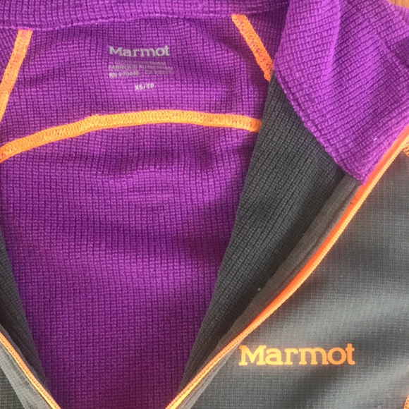 EUC Marmot quarter zip - Picture 3 of 4